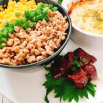 定番三色で彩り鮮やか!鶏のそぼろ丼ワンプレート【献立紹介】